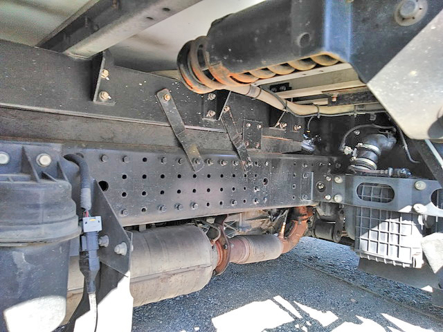 三菱ふそうキャンターアルミウイング小型（2t・3t）[写真22]