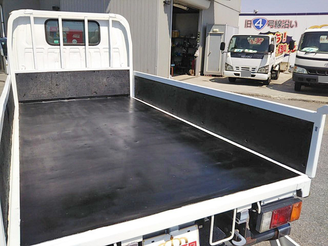 いすゞエルフ平ボディ小型（2t・3t）[写真12]