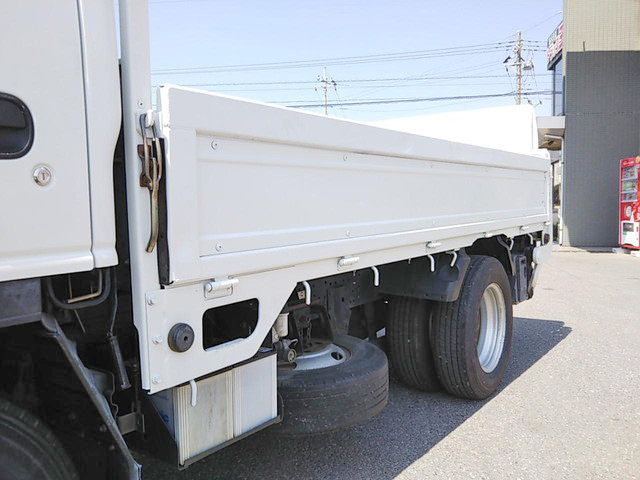 いすゞエルフ平ボディ小型（2t・3t）[写真20]