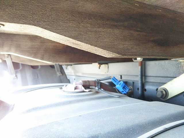 いすゞエルフ平ボディ小型（2t・3t）[写真24]