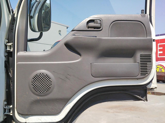 いすゞエルフ平ボディ小型（2t・3t）[写真29]