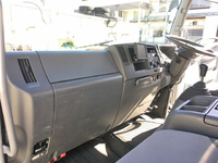 いすゞフォワード平ボディ中型（4t）[写真32]