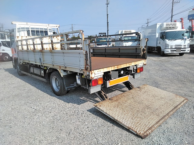 いすゞフォワード平ボディ中型（4t）[写真04]