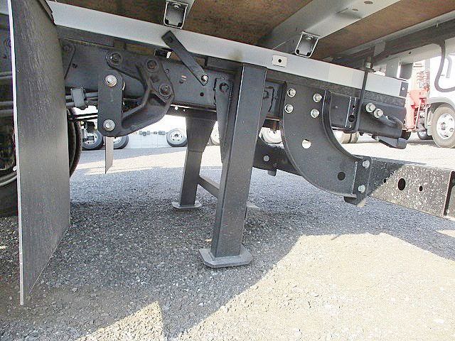 日野デュトロセルフクレーン4段小型（2t・3t）[写真15]