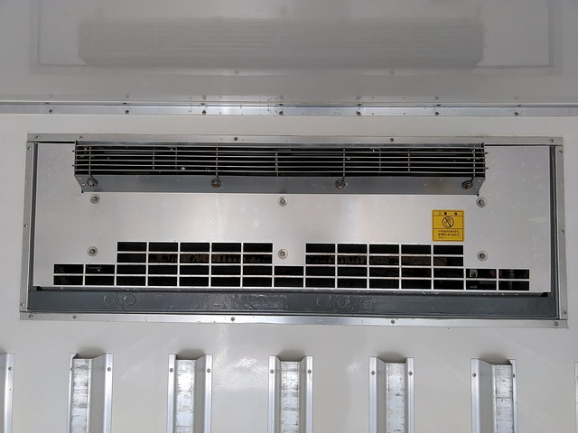 三菱ふそうキャンター冷凍車（冷蔵車）小型（2t・3t）[写真11]