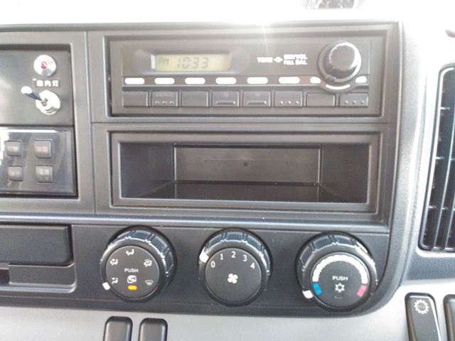 三菱ふそうキャンター冷凍車（冷蔵車）小型（2t・3t）[写真33]