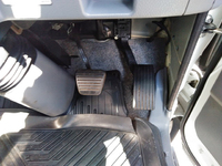 三菱ふそうキャンター冷凍車（冷蔵車）小型（2t・3t）[写真38]