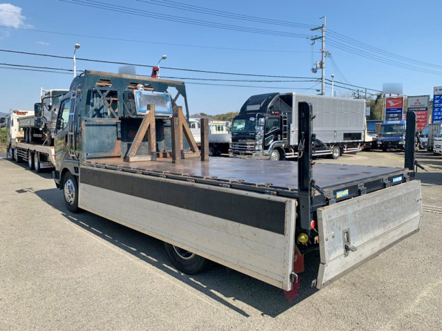 三菱ふそうファイターアルミブロック増トン（6t・8t）[写真17]