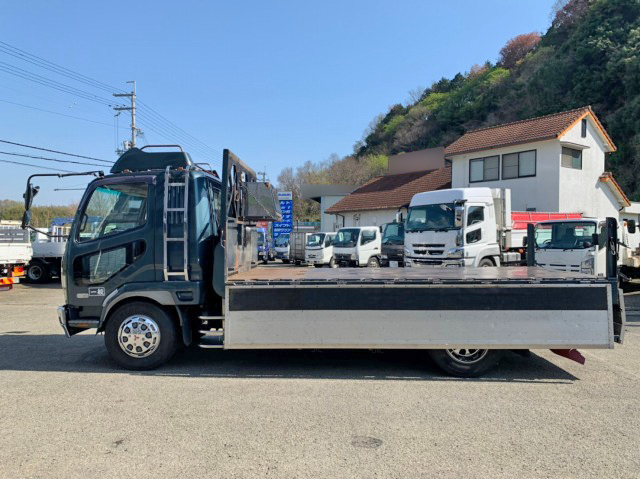 三菱ふそうファイターアルミブロック増トン（6t・8t）[写真07]