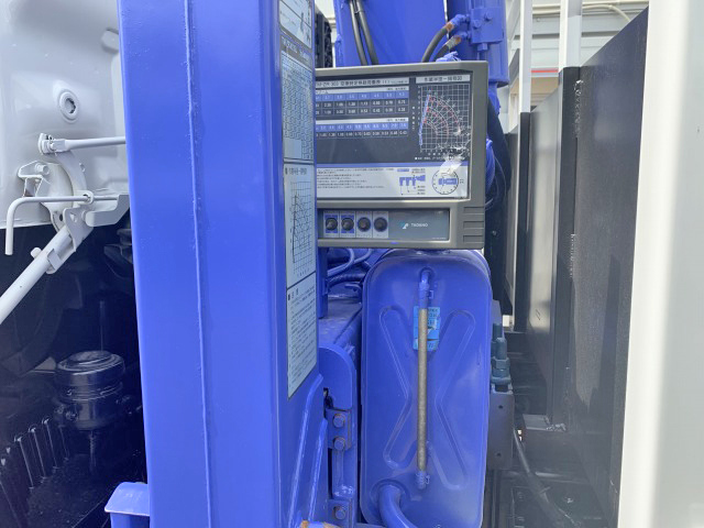 日野レンジャーセルフクレーン4段増トン（6t・8t）[写真15]