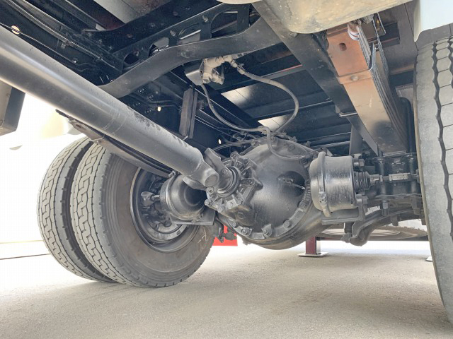 日野レンジャーセルフクレーン4段増トン（6t・8t）[写真24]