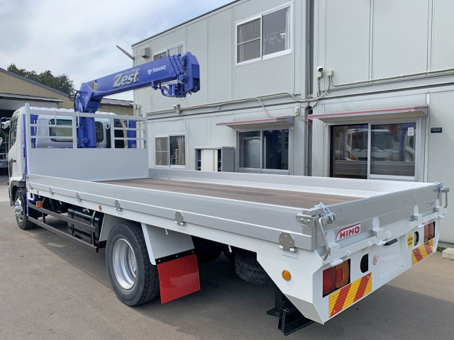 日野レンジャーセルフクレーン4段増トン（6t・8t）[写真04]