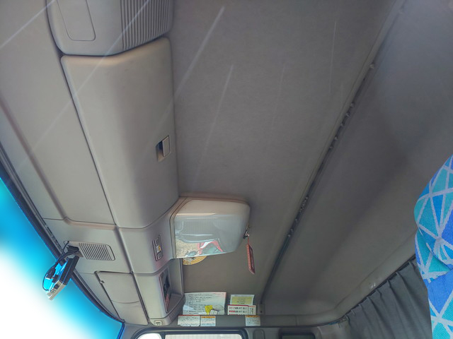 日野プロフィアアルミブロック大型（10t）[写真23]