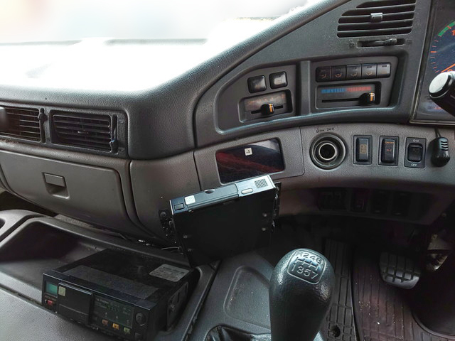 日野プロフィアアルミブロック大型（10t）[写真28]