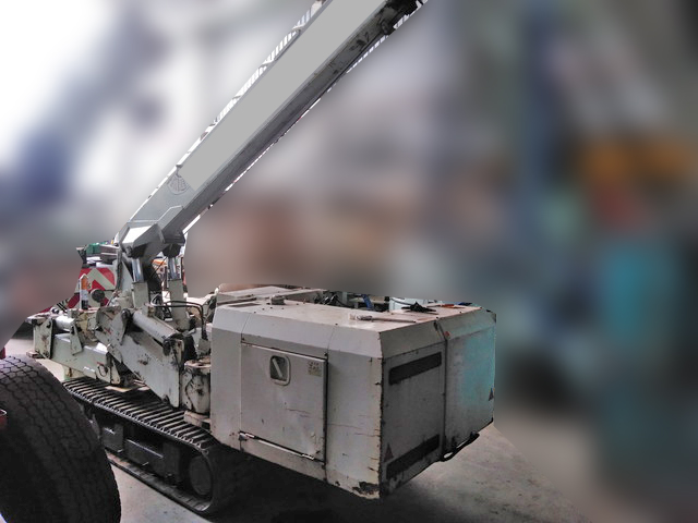 マエダカニクレーン（クローラークレーン）[写真02]