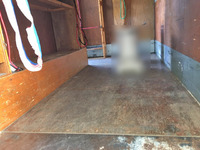 三菱ふそうキャンターアルミバン小型（2t・3t）[写真11]