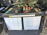 三菱ふそうキャンターアルミバン小型（2t・3t）[写真24]