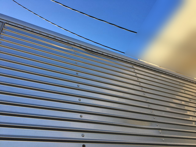 三菱ふそうキャンターアルミバン小型（2t・3t）[写真08]