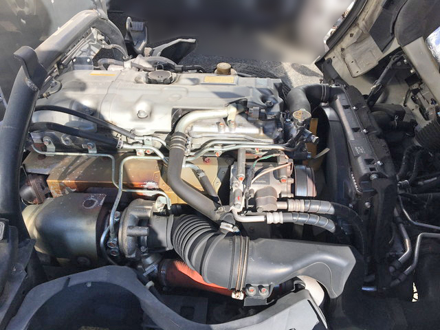 三菱ふそうキャンターアルミバン小型（2t・3t）[写真14]