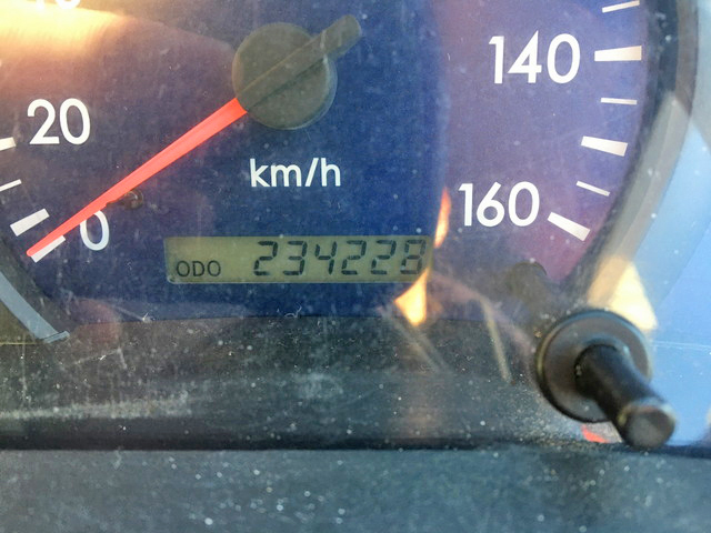 三菱ふそうキャンターアルミバン小型（2t・3t）[写真19]