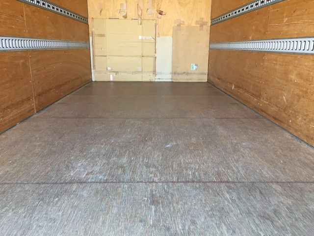 三菱ふそうキャンターパネルバン小型（2t・3t）[写真11]