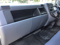 三菱ふそうキャンターパネルバン小型（2t・3t）[写真31]