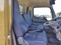 三菱ふそうキャンターパネルバン小型（2t・3t）[写真32]