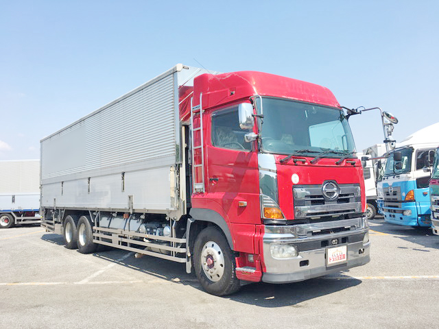 日野プロフィアアルミウイング大型（10t）[写真03]