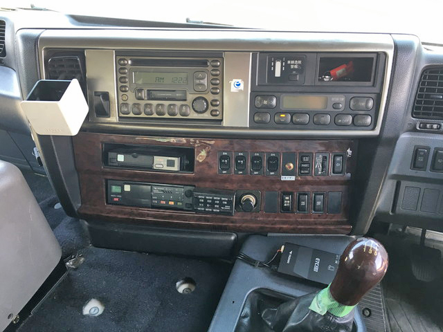 日野プロフィアアルミウイング大型（10t）[写真34]