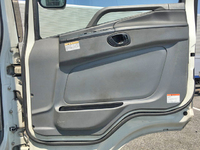 三菱ふそうスーパーグレートアルミウイング大型（10t）[写真27]