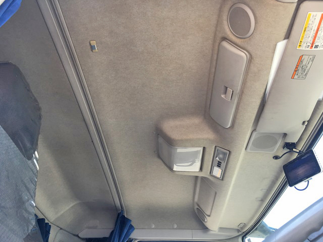 三菱ふそうスーパーグレートアルミウイング大型（10t）[写真39]