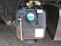 三菱ふそうキャンター平ボディ小型（2t・3t）[写真20]