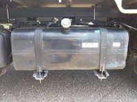 三菱ふそうキャンター平ボディ小型（2t・3t）[写真21]