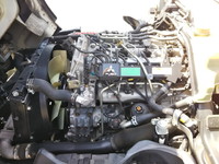 三菱ふそうキャンター平ボディ小型（2t・3t）[写真26]