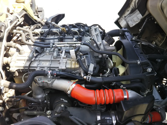 三菱ふそうキャンター平ボディ小型（2t・3t）[写真27]