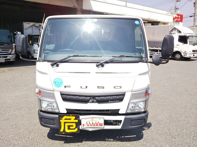 三菱ふそうキャンター平ボディ小型（2t・3t）[写真07]