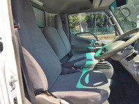 日野デュトロアルミウイング小型（2t・3t）[写真32]