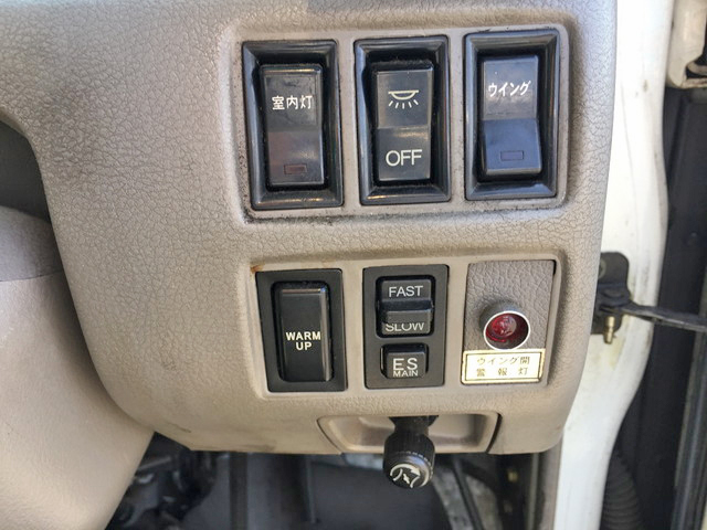 日野デュトロアルミウイング小型（2t・3t）[写真37]