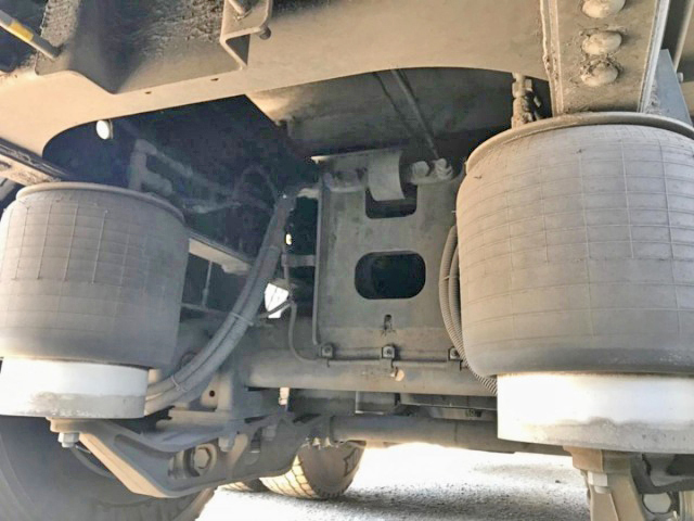 日野プロフィアアルミウイング大型（10t）[写真23]