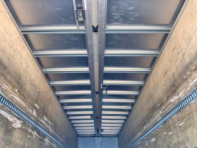 日野プロフィアアルミウイング大型（10t）[写真09]