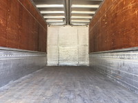 三菱ふそうファイターアルミウイング中型（4t）[写真12]