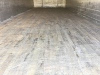 三菱ふそうファイターアルミウイング中型（4t）[写真14]