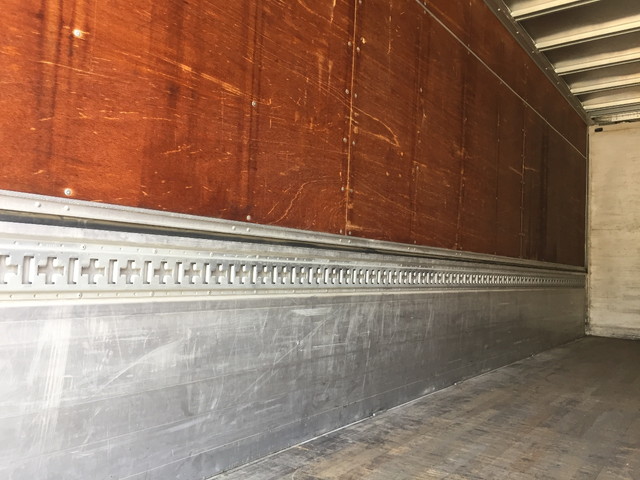 三菱ふそうファイターアルミウイング中型（4t）[写真15]