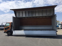 三菱ふそうファイターアルミウイング中型（4t）[写真06]