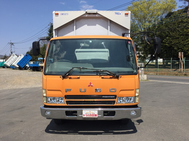三菱ふそうファイターアルミウイング中型（4t）[写真09]