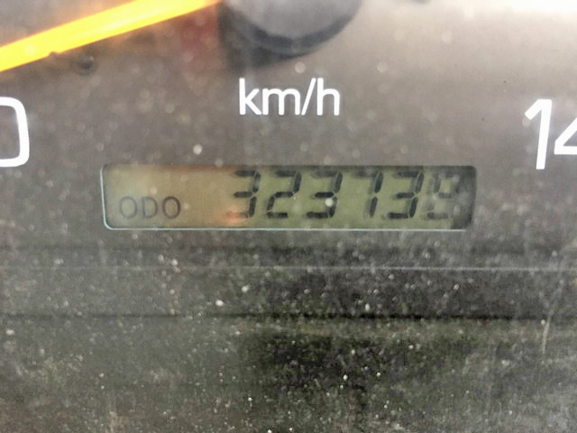 三菱ふそうファイターアルミウイング中型（4t）[写真37]