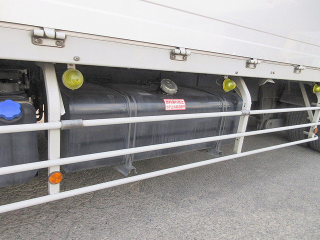 日野プロフィアアルミウイング大型（10t）[写真10]