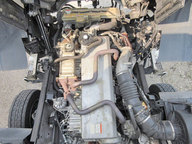 日野プロフィアアルミウイング大型（10t）[写真12]