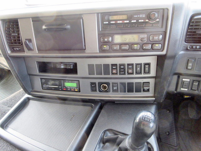 日野プロフィアアルミウイング大型（10t）[写真19]