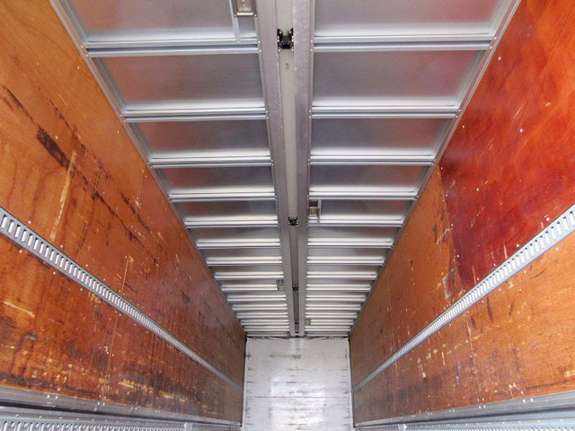 日野プロフィアアルミウイング大型（10t）[写真08]